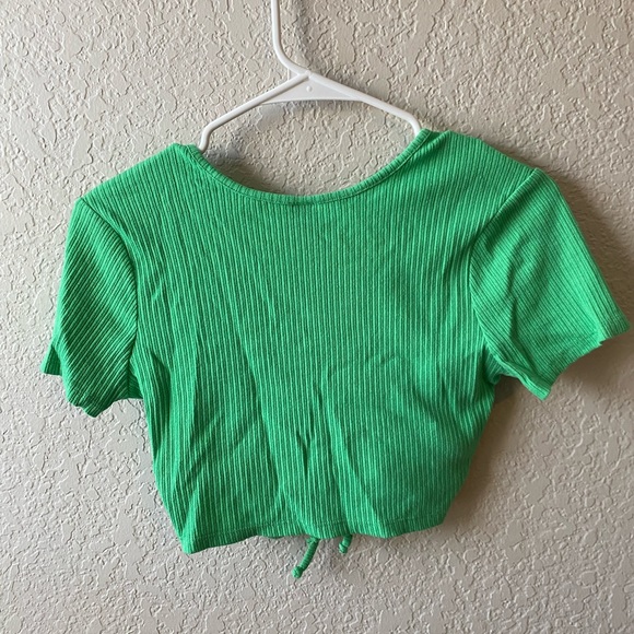 XS Wild Fable Super Cropped Top - Picture 3 of 3